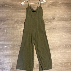 Abercrombie army green capris length jumpsuit